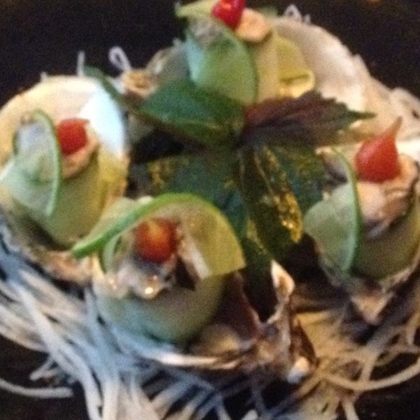 รูปภาพถ่ายที่ Sushi Yama โดย Tarquinio T. เมื่อ 3/2/2014