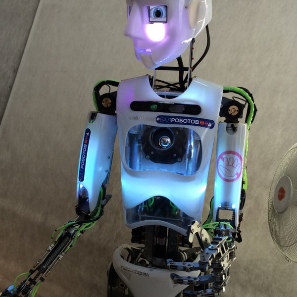 7/20/2014にPetr Z.がБал роботов (Международный Робофорум 2014)で撮った写真