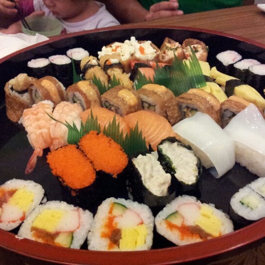 Sakae sushi kuching