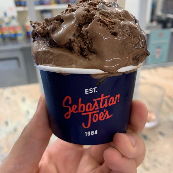 Sebastian Joe's Ice Cream Cafe Lowry Hill 101 tavsiye