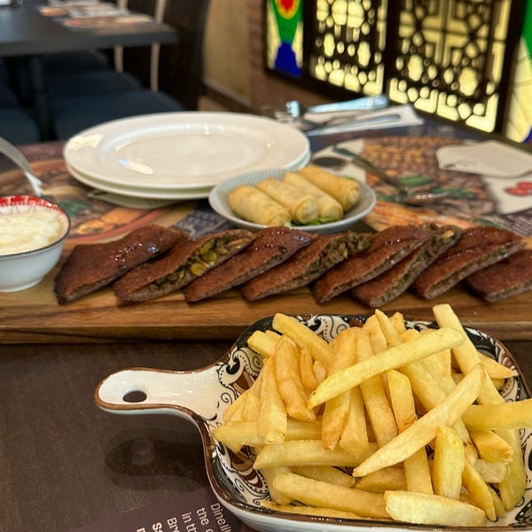 Foto scattata a Samad al Iraqi Restaurant da 🦋 il 7/11/2023