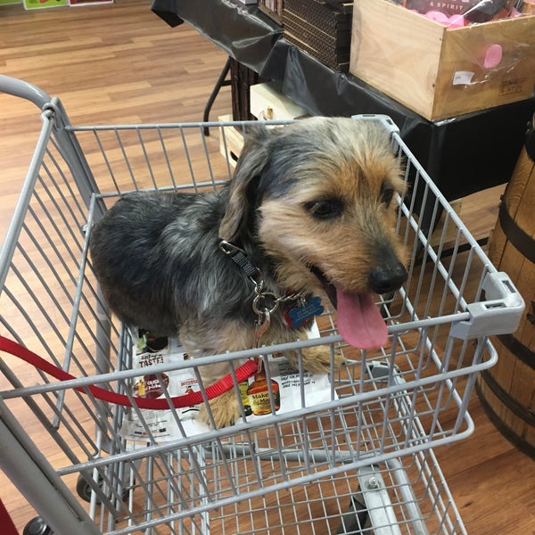 Stew Leonard's Wines Wine Store in Farmingdale