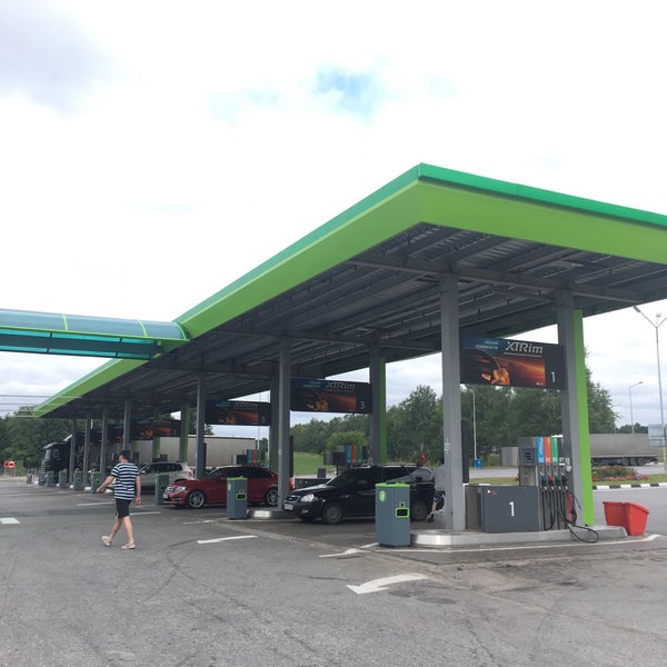 Фото азк роснефть mj084 свободы. Здание автозаправки. Азс plus. Проект автозаправки. Азк plüs.