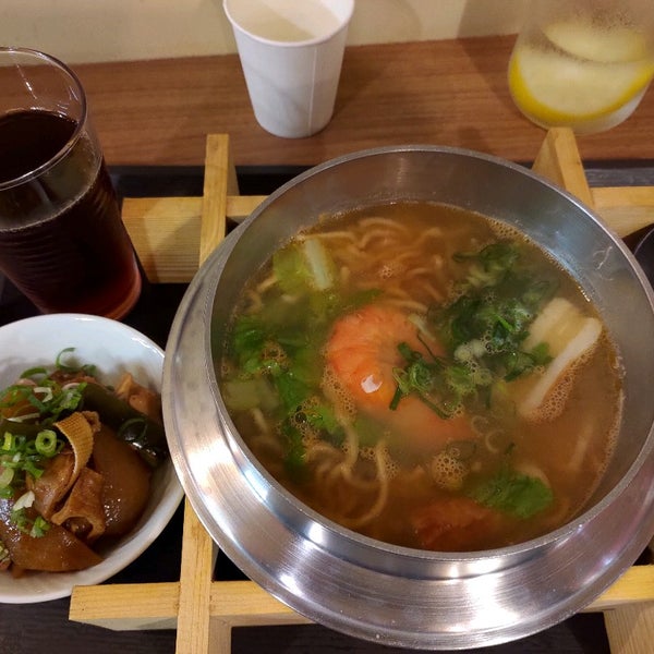 茗鑫台南美食 Taiwanese Restaurant In 新宿区