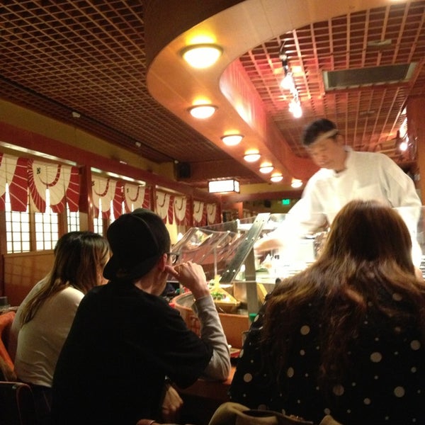 Photo taken at Sushi Boat by Franz H. on 1/28/2013