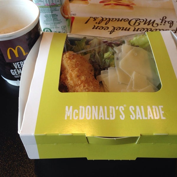 Das Foto wurde bei McDonald&#39;s von Maria S. am 5/4/2014 aufgenommen