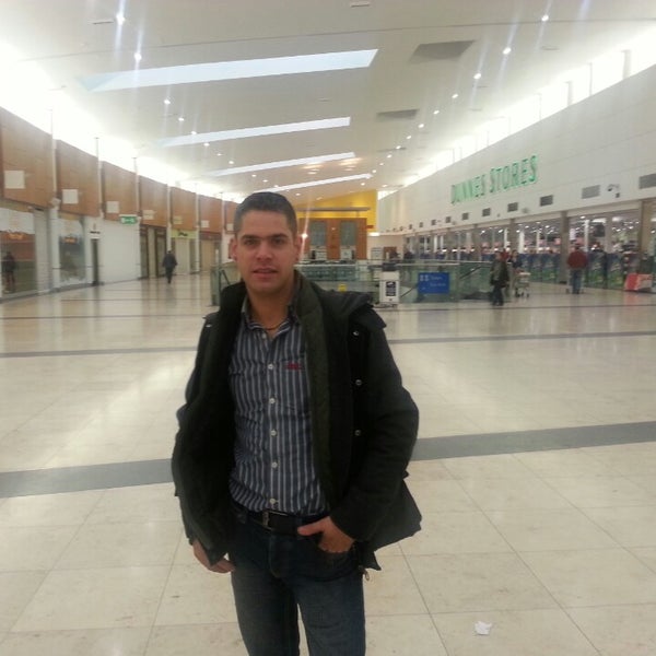Jetland Shopping Centre - Shopping Mall in Limerick