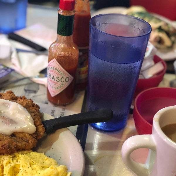 Photo taken at Mama&#39;s Daughter&#39;s Diner by Kaminsky E. on 6/16/2018