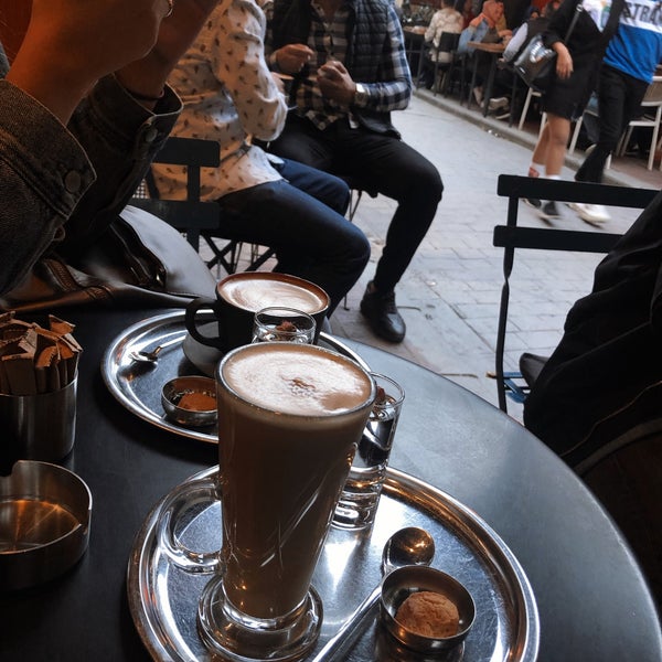Foto tirada no(a) Coffee Sapiens por Kedi em 9/21/2019