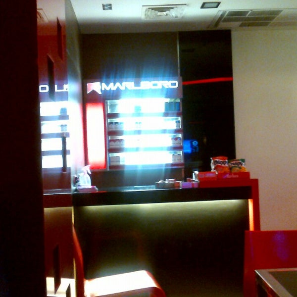 Гурзуф кафе Marlboro