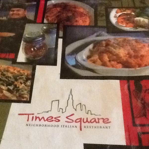 Foto scattata a Times Square Neighborhood Italian Restaurant da Mike W. il 7/16/2013