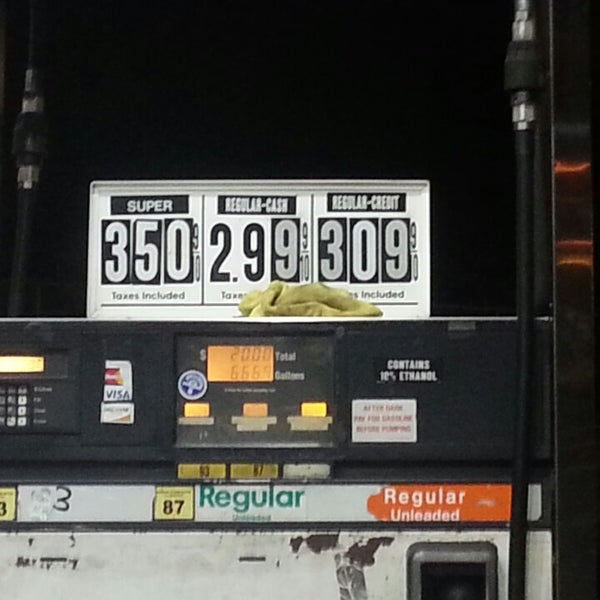 EZ Gas Fuel Station in Jersey City