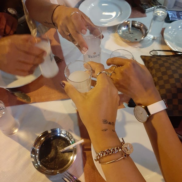 Foto diambil di Afrodit Restaurant oleh Zeynep M. pada 9/4/2021