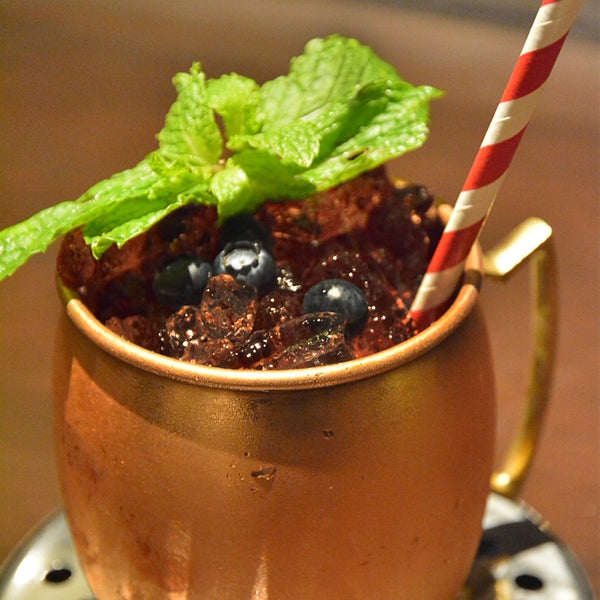 Discover new cocktail of The Glaz Bar - homemade ginger beer with blueberries. http://lemerid.ie/1O6YeV9