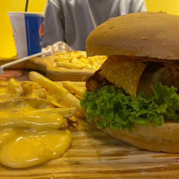 Cheese House, Burgers & more, Madinah