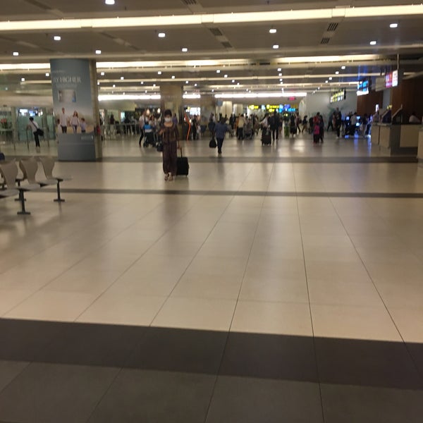 Terminal 2 Arrival Hall