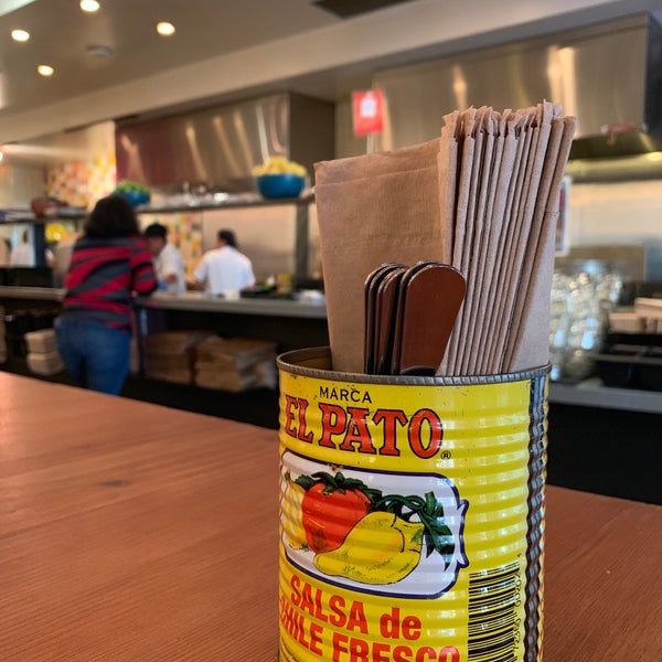 Photo taken at Uno Dos Tacos by Stanley D. on 7/3/2019