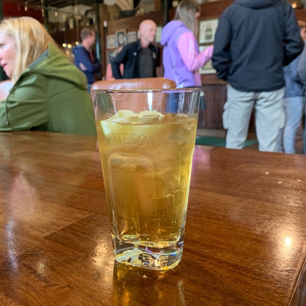 Джеймсон бар. Бар jameson москва. jameson bar тула.