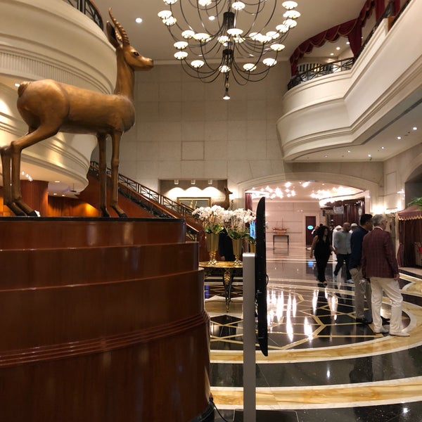 Photo taken at JW Marriott Hotel Dubai by Abdulla on 8/11/2018