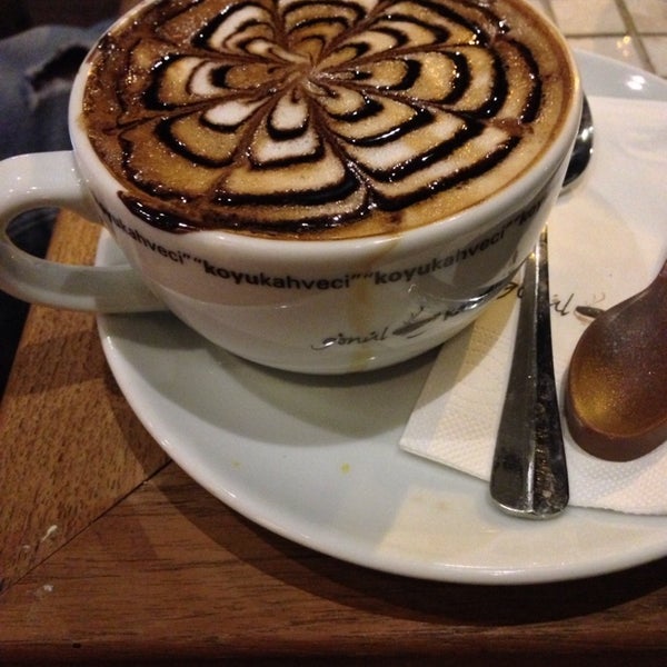 Gönül Kahvesi Coffee Shop in İstanbul