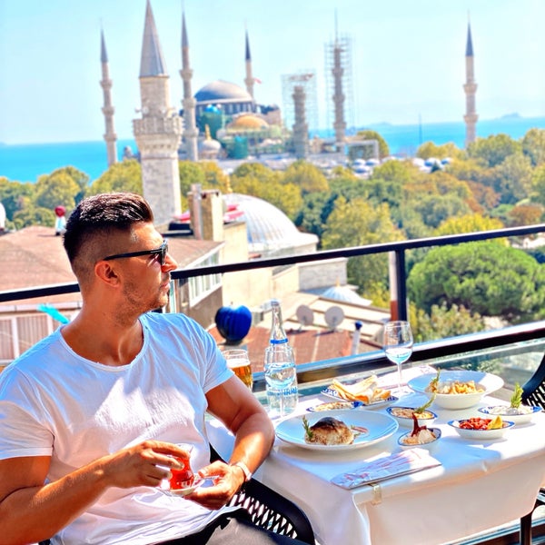 9/17/2020 tarihinde Adrian Ionut K.ziyaretçi tarafından Sura Hagia Sophia Hotel Sultanahmet'de çekilen fotoğraf