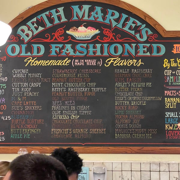 Photo taken at Beth Marie&#39;s Old Fashioned Ice Cream &amp; Soda Fountain by Mike M. on 8/23/2021