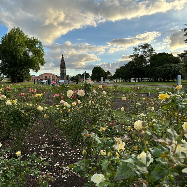 Klamath Falls Rose Garden Rotorua Central, Bay of Plenty