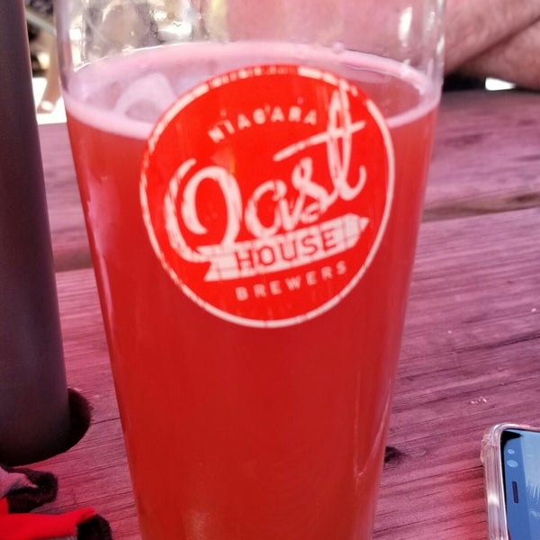 Photo taken at Niagara Oast House Brewers by Terry W. on 8/11/2018