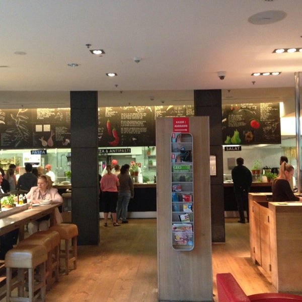 Photo taken at Vapiano by Udo J. on 6/30/2013