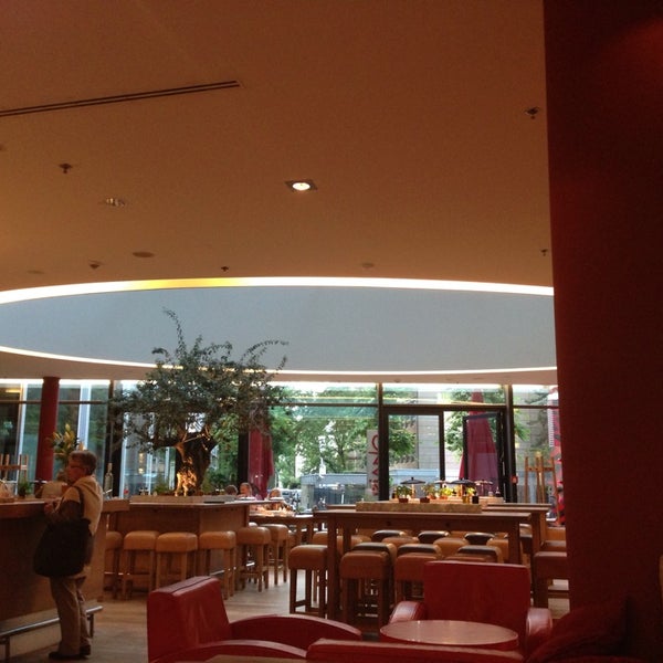 Photo taken at Vapiano by Udo J. on 6/30/2013