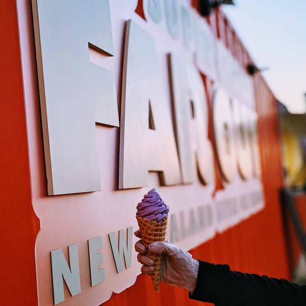 Photo prise au Far Out Ice Cream par Far Out Ice Cream le7/16/2020