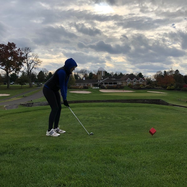 Foto diambil di Spring Hollow Golf Club oleh Zach G. pada 11/14/2021