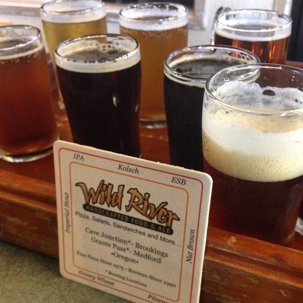 Photo taken at Wild River Brewing &amp; Pizza Co. by Erin M. on 11/29/2014