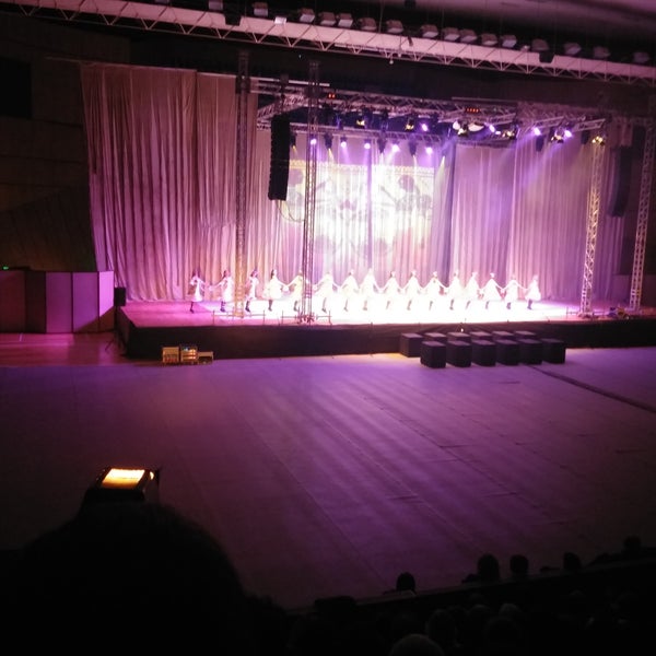 Дворец спорта солнечный