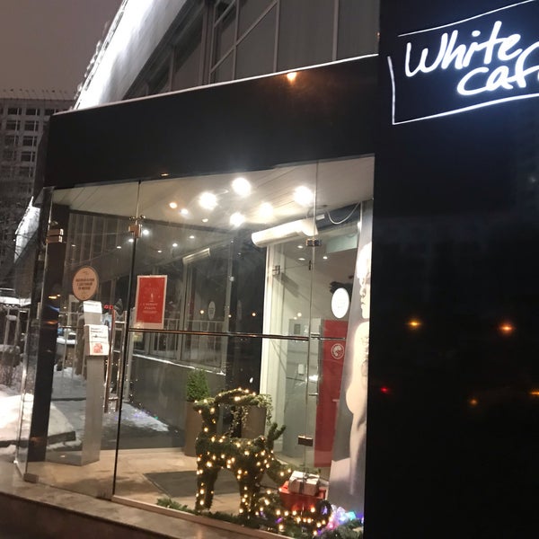 Foto tomada en White Cafe  por Юлия Т. el 12/28/2018