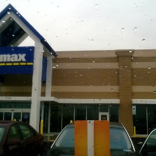 CarMax - Car Dealership