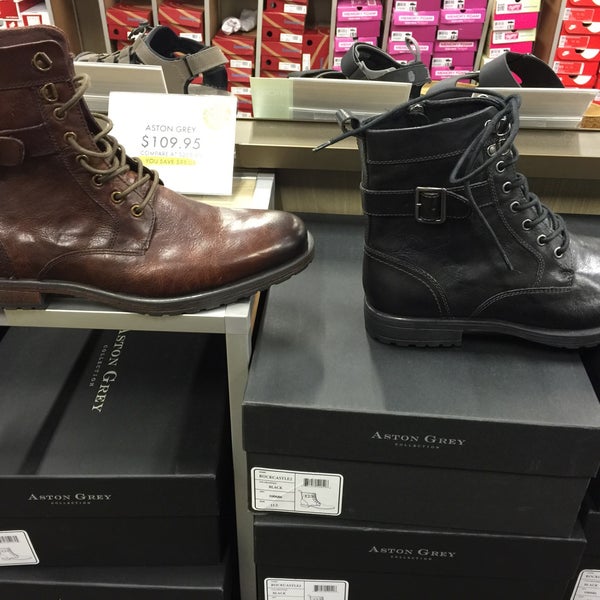 Dsw outlet loop west