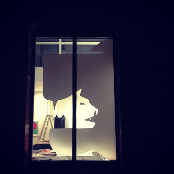 10/24/2012にNaldenがKuvva Galleryで撮った写真
