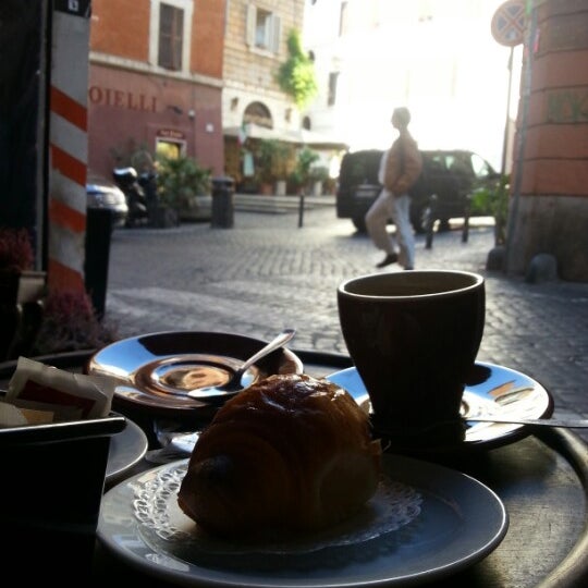 10/10/2012 tarihinde Ana G.ziyaretçi tarafından 2Periodico Cafè'de çekilen fotoğraf