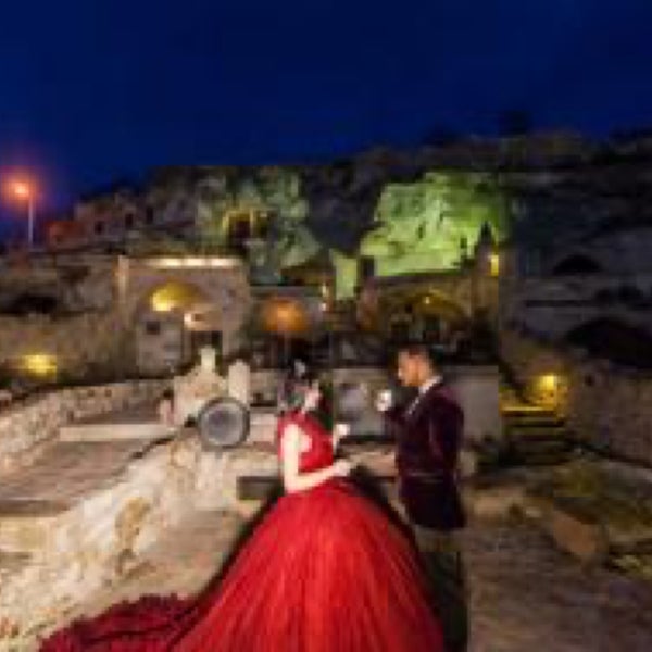Together is a beautiful place to be ❤️👫#thecappadociahotel #kapadokya #valentines #wanderlust #travelling #travelturkey #bestvacations #holiday #viaje #Voyage #travelstoke #cappadocia