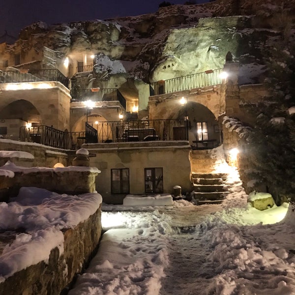 Planning a romantic weekend getaway for Valentine’s day?#thecappadociahotel #kapadokya #landscape #wanderlust #travelling #travelturkey #bestvacations #viaje #Voyage #travelstoke #cappadocia