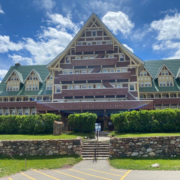 Prince Of Wales Hotel 4 tips from 415 visitors