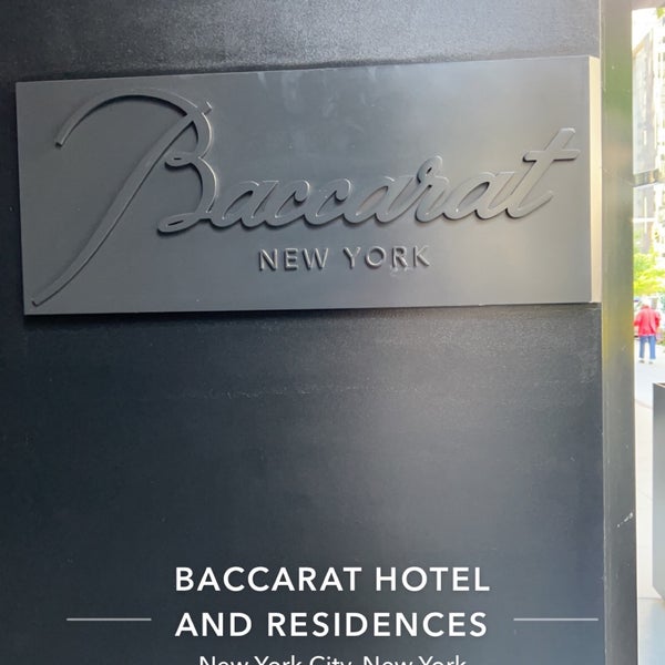 Снимок сделан в Baccarat Hotel пользователем Amolah 5/14/2023