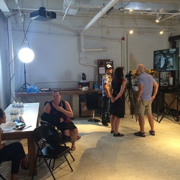 Photos at The Box Jelly (Now Closed) Ala Moana Kakaako 1 tip