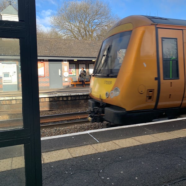 Photos at Langley Green Railway Station (LGG) 2 tips