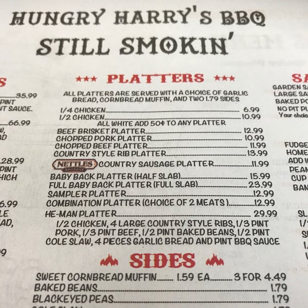 รูปภาพถ่ายที่ Hungry Harry&#39;s Famous BBQ โดย ♰Jim K. เมื่อ 11/30/2018