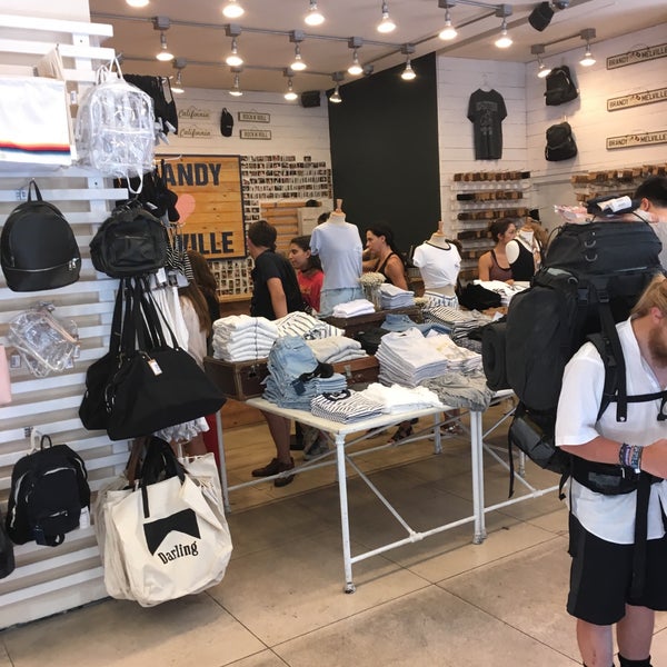 Brandy Melville Now Closed Women S Store In Barcelona