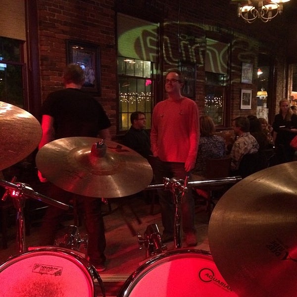 Снимок сделан в Kelley&#39;s Row Restaurant &amp; Cellar Pub пользователем Dave H. 5/24/2014
