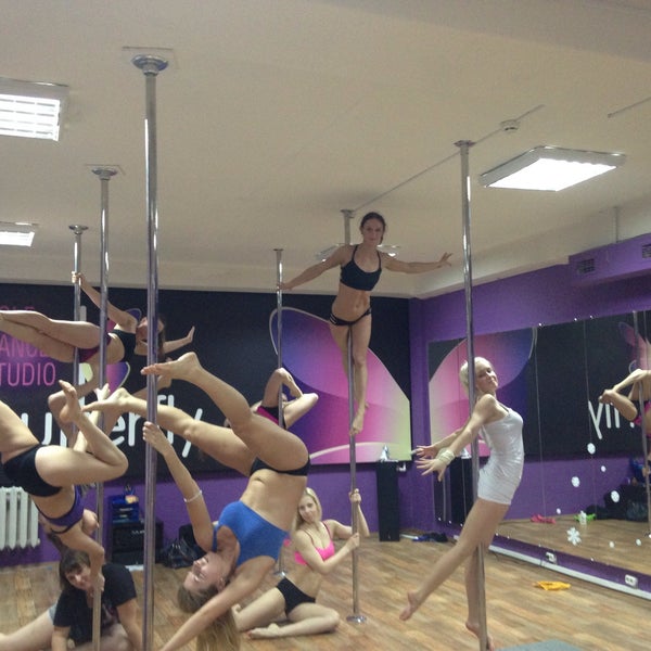 Школа пилоне Pole Dance