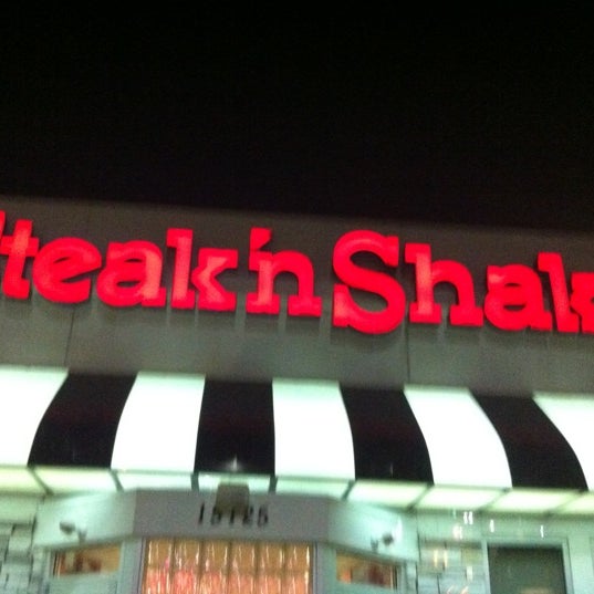 Steak 'n Shake (Now Closed) - American Restaurant in Dallas